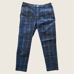 Forever 21 - Plaid Cropped Pants